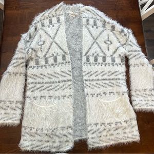 Women’s sweater